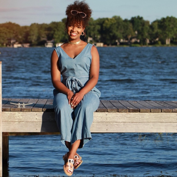 Meet your Posher, Jasmin - Picture 3 of 4